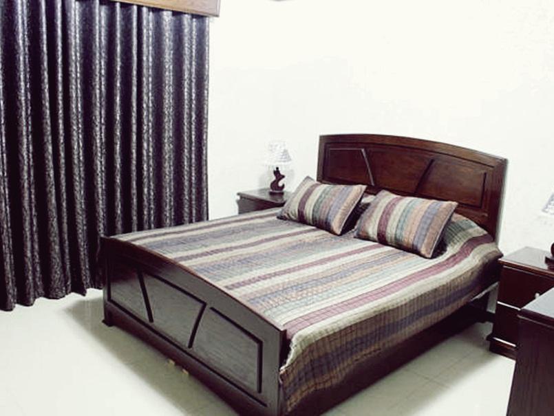 Nahas Plaza Aparthotel อีรบิด ภายนอก รูปภาพ